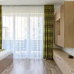 Luna | Mountain View & Parking | Sleeps 3