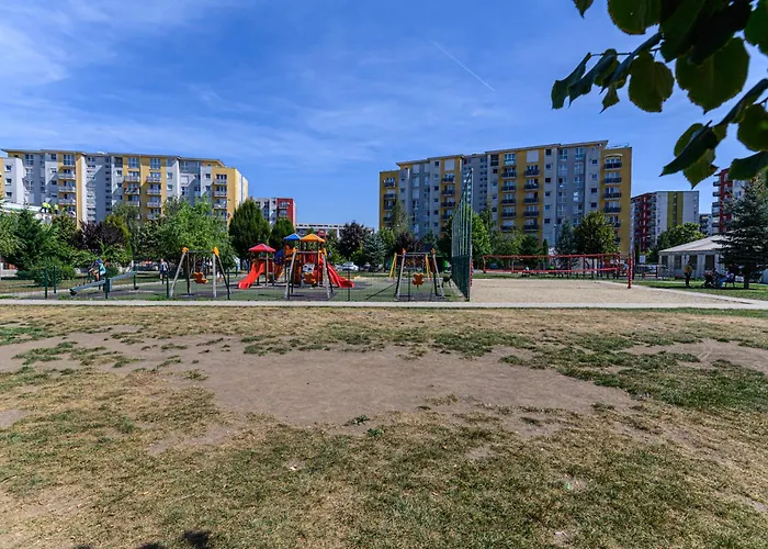 Апартаменты Luna | Mountain View & Parking | Sleeps 3