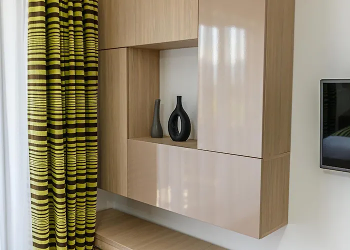 Апартаменты Luna | Mountain View & Parking | Sleeps 3 Брашов