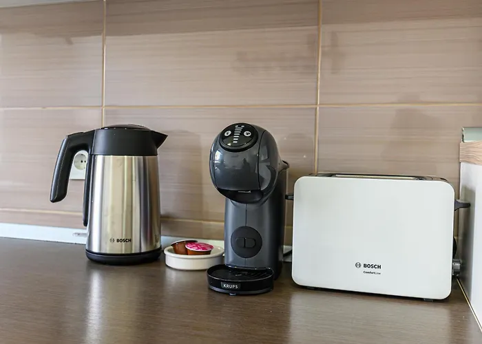 Luna | Mountain View & Parking | Sleeps 3 Апартаменты